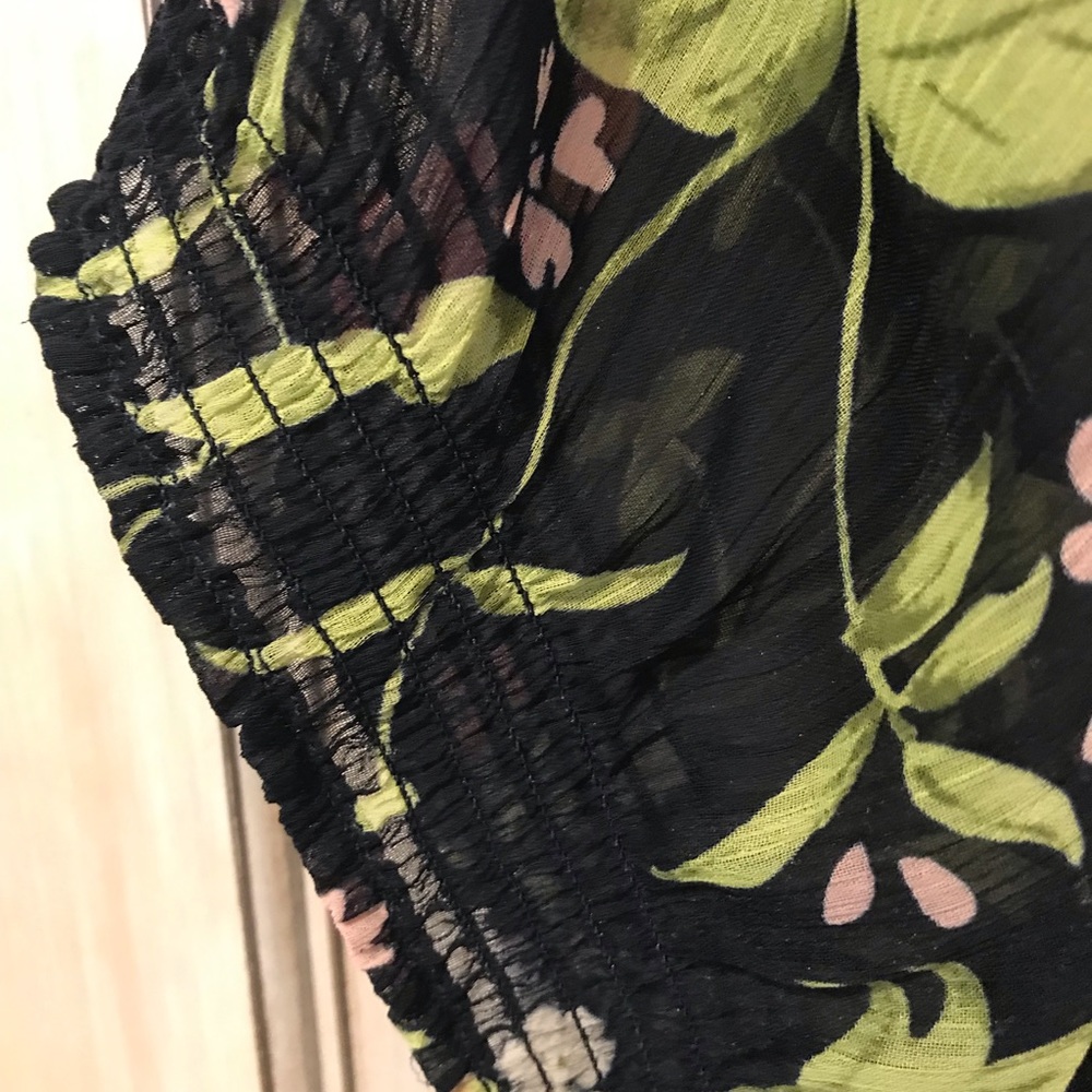 Joe Fresh Polyester Summer Sheer Top , Navy with Flower Print - Picture 5 of 8